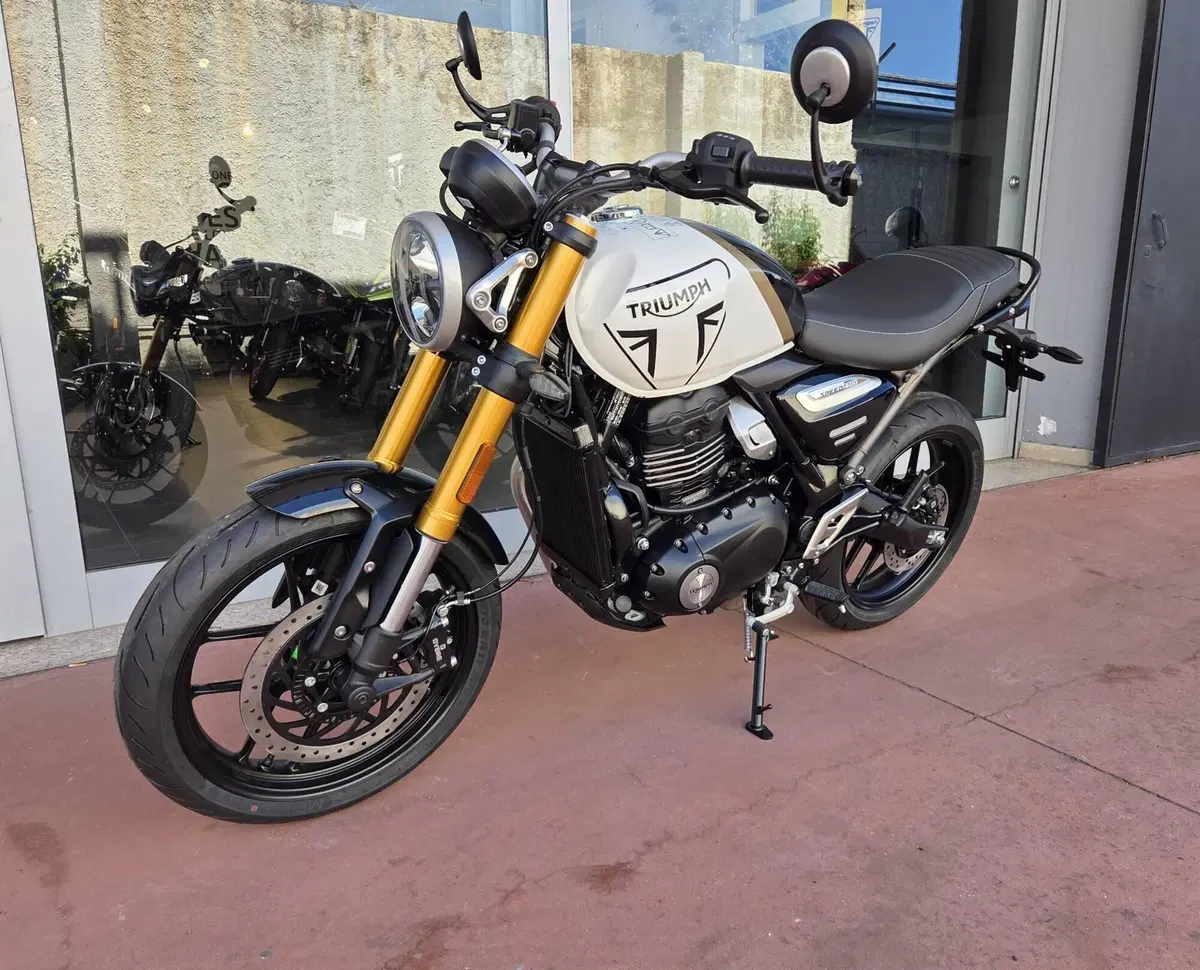 Triumph Speed 400 (2024 - 26)