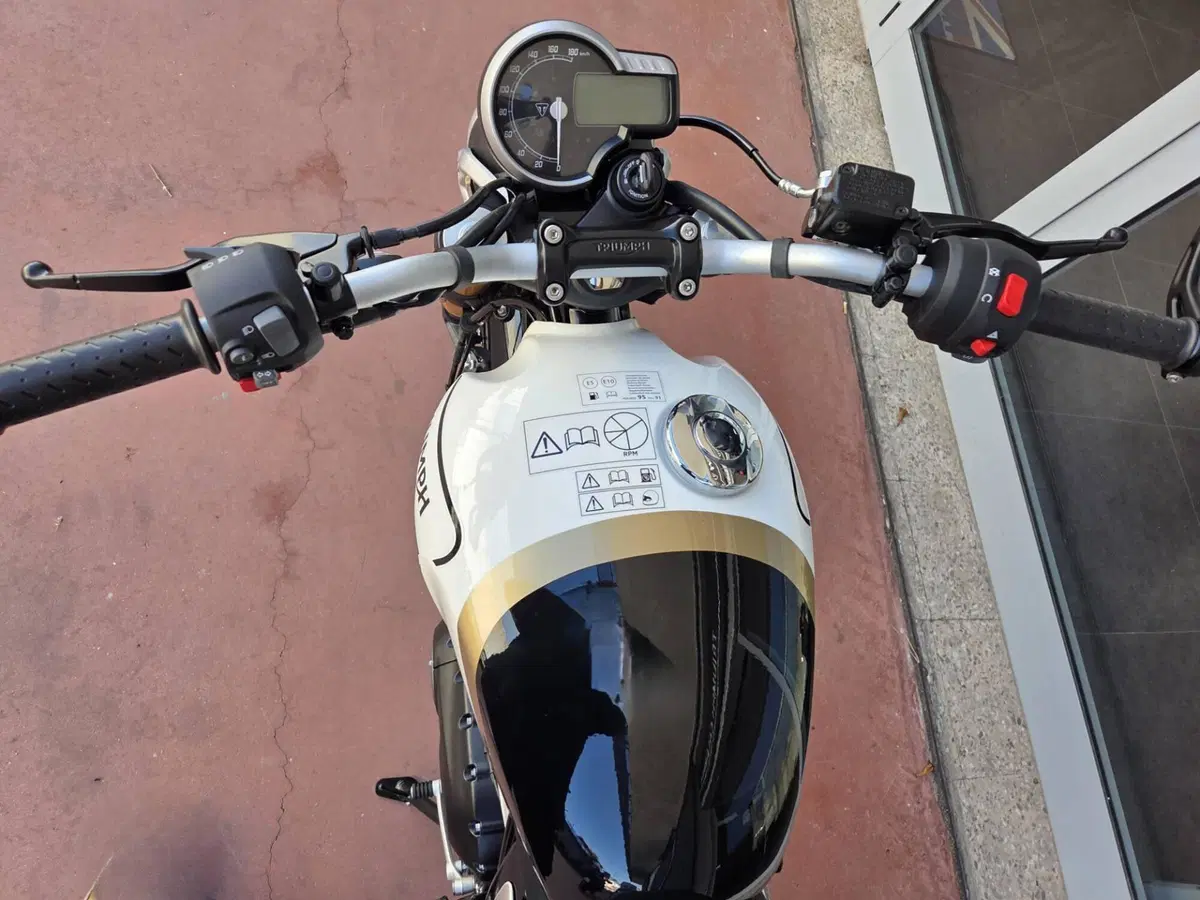 Triumph Speed 400 (2024 - 26) (5)