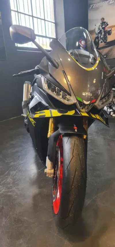 Aprilia RSV4 1100 (2025 - 26) usata