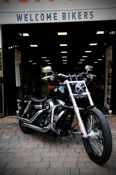 Harley-Davidson 1584 Wide Glide (2007 - 11) - FXDWG usata