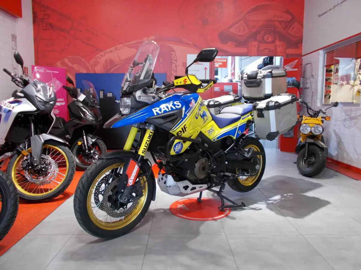 Suzuki V-Strom 1050XT (2020 - 23) (2)