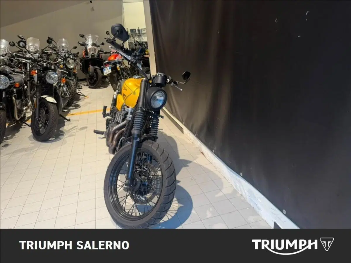 Triumph Scrambler (2006 - 17) (3)