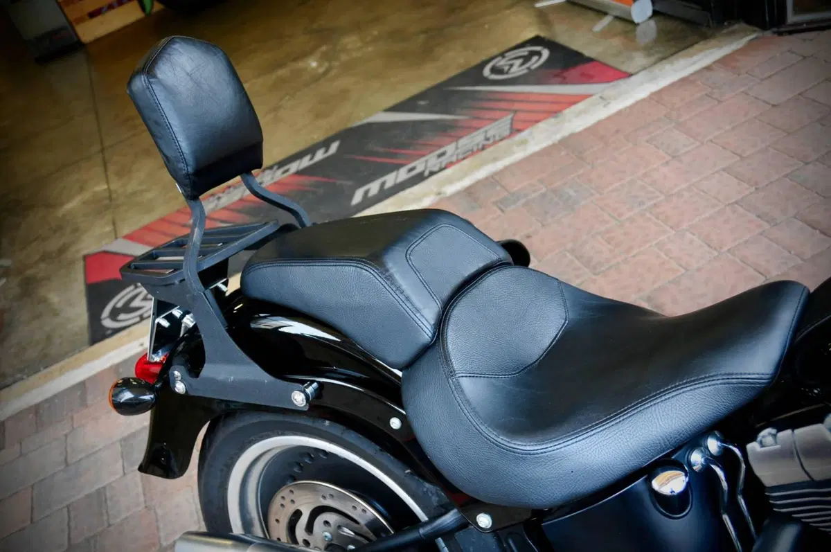Harley-Davidson 1690 Fat Boy Special (2010 - 17) - FLSTF (10)