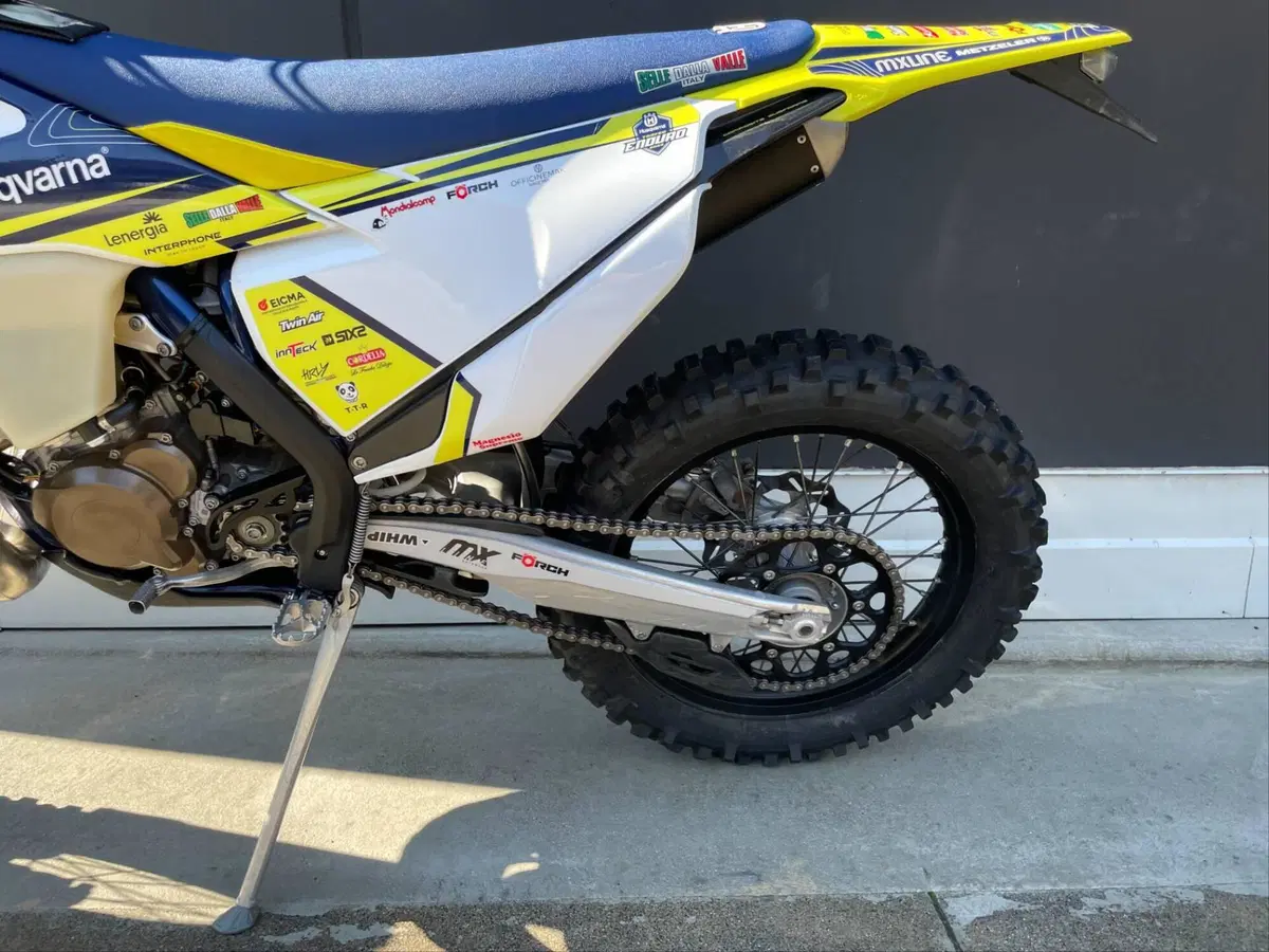 Husqvarna TE 300i (2023) (5)