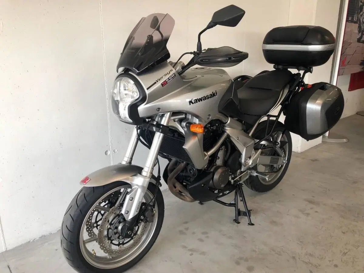 Kawasaki Versys 650 (2006 - 09) (2)