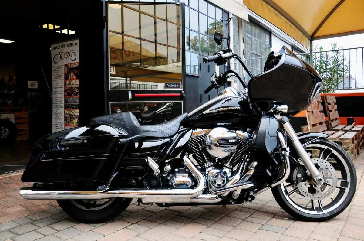 Harley-Davidson 1690 Road Glide Special (2013 - 16) (2)