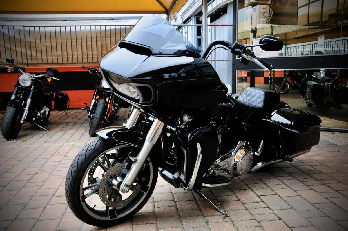 Harley-Davidson 1690 Road Glide Special (2013 - 16) (5)
