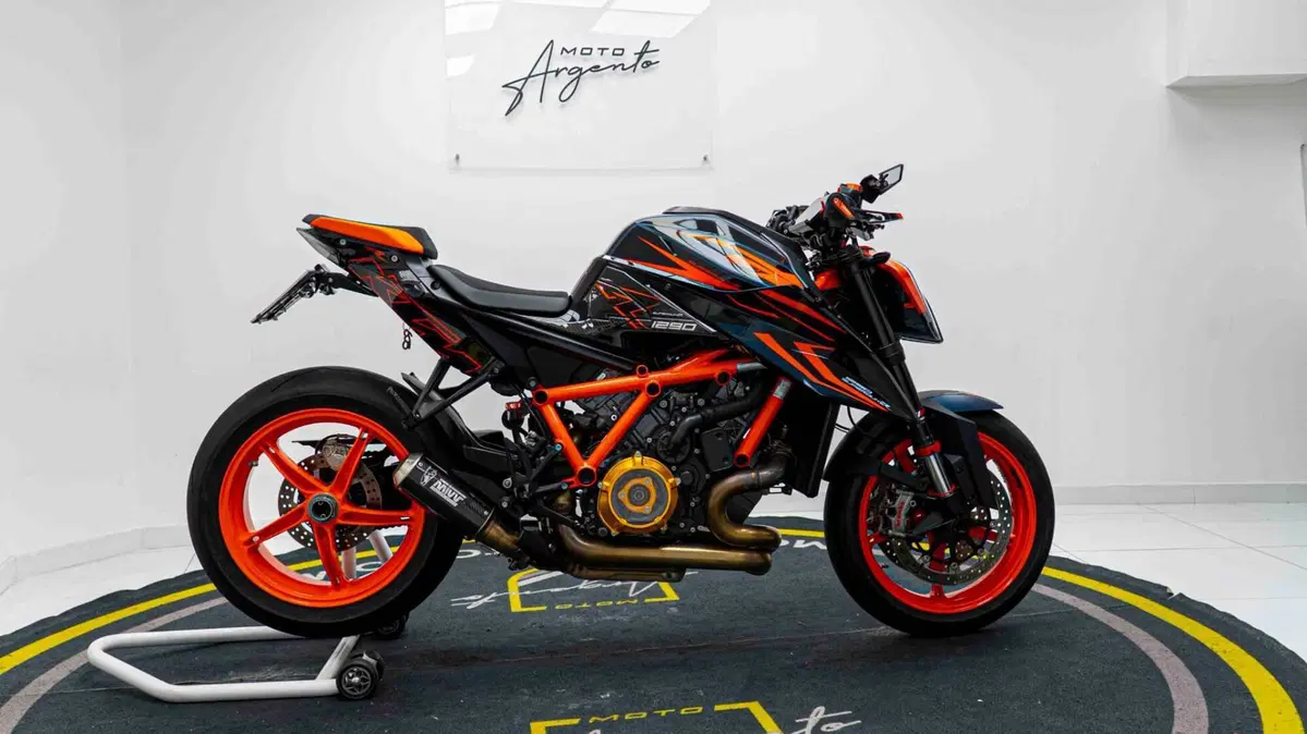 KTM 1290 Super Duke R (2021 - 23) (10)