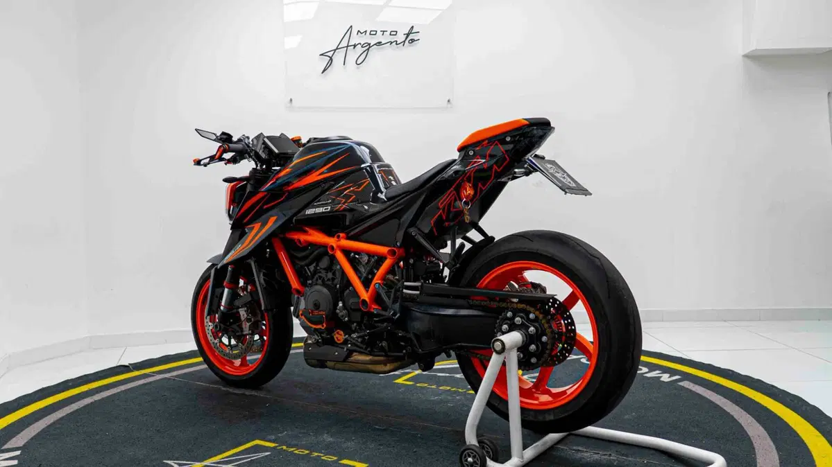 KTM 1290 Super Duke R (2021 - 23) (13)