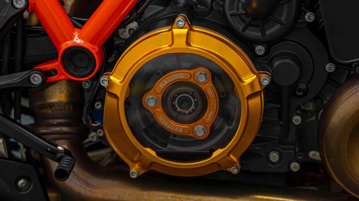 KTM 1290 Super Duke R (2021 - 23) (18)