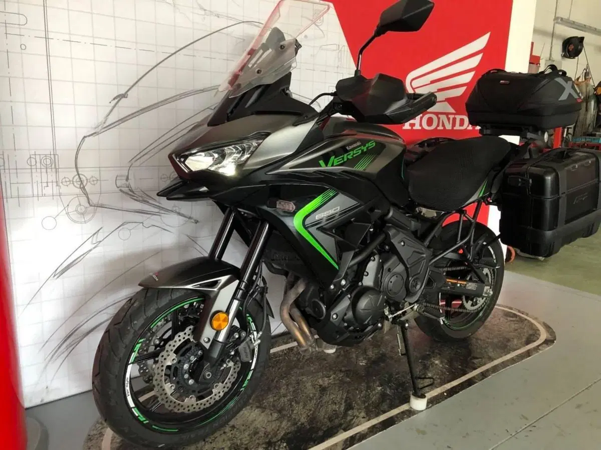 Kawasaki Versys 650 (2025 - 26) (10)