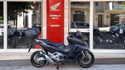 Honda Forza 750 DCT (2021 - 24) usata