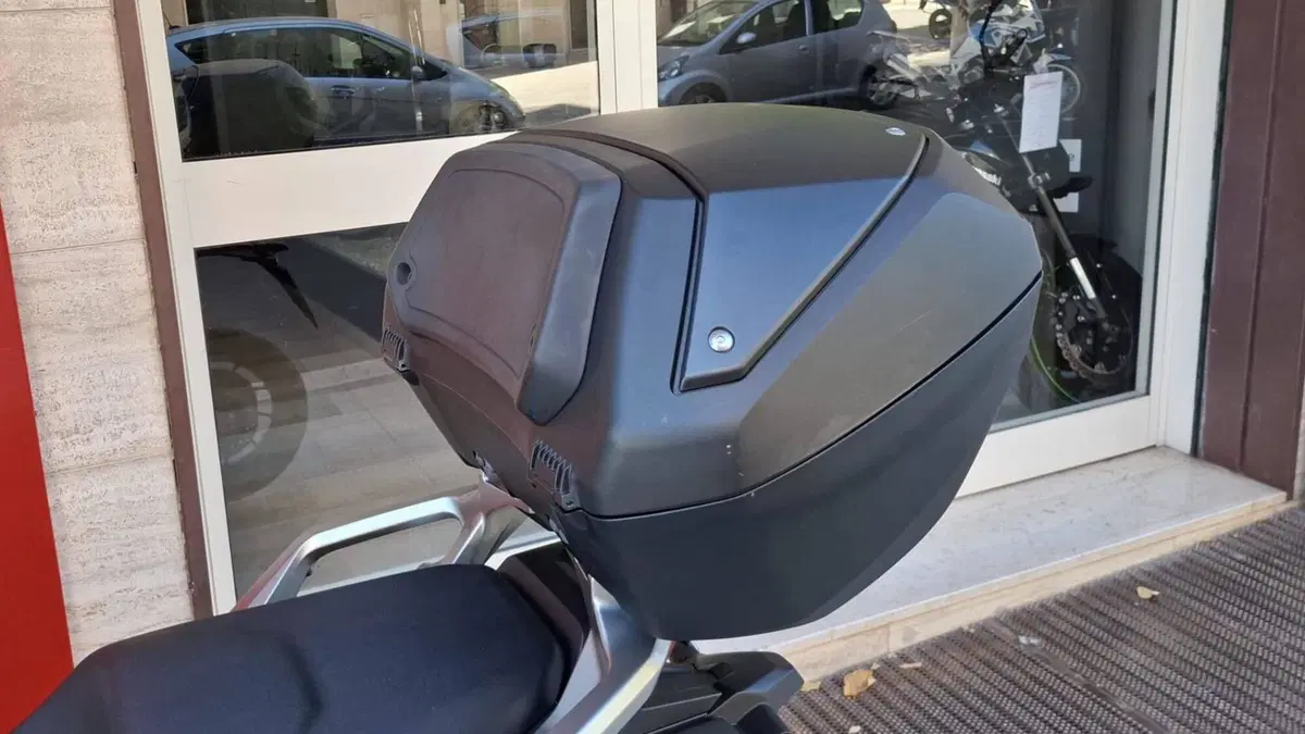 Honda Forza 750 DCT (2021 - 24) (4)