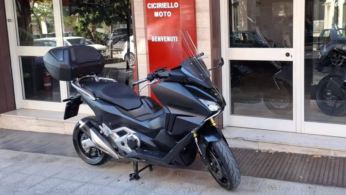Honda Forza 750 DCT (2021 - 24) (8)