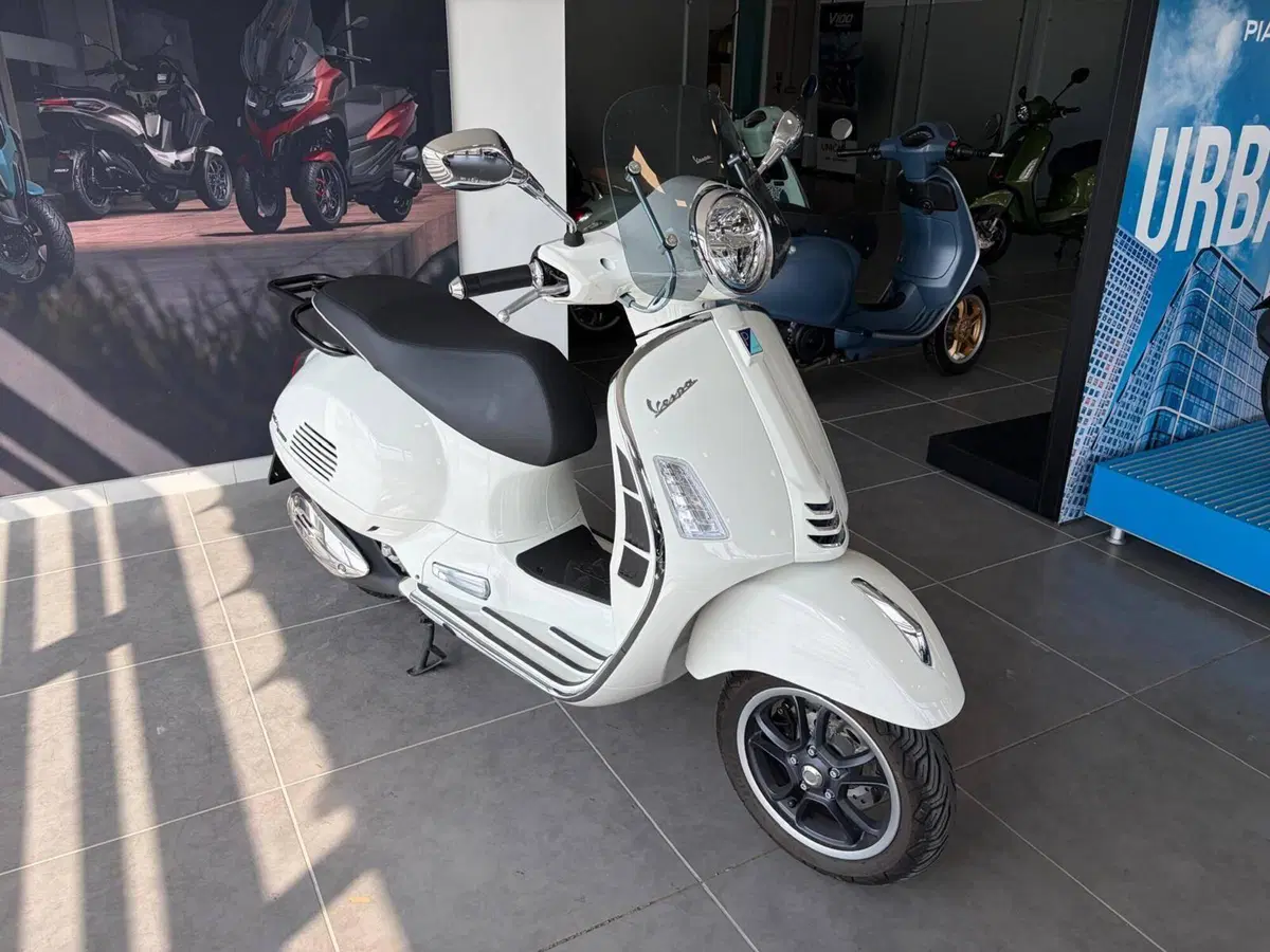 Vespa GTS 310 Super (2025 - 26) (3)