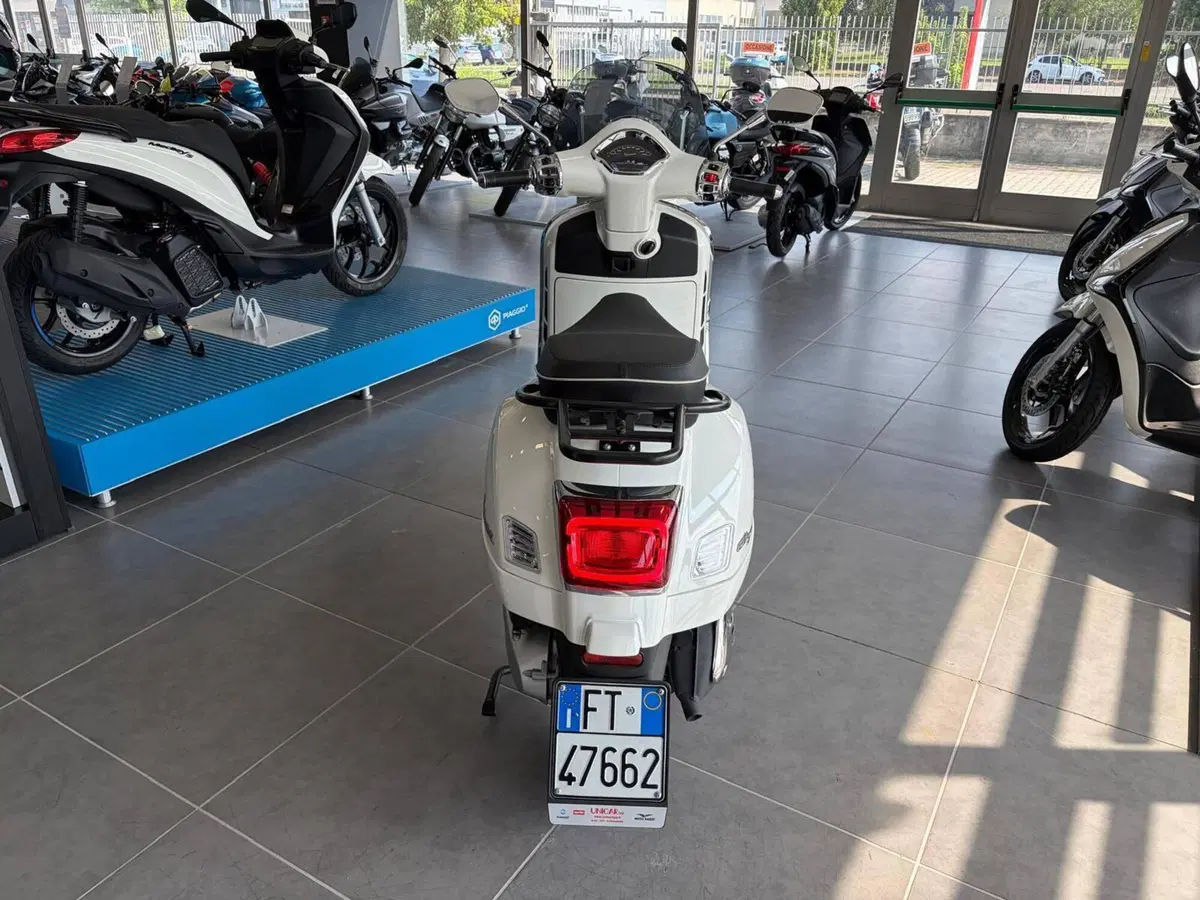 Vespa GTS 310 Super (2025 - 26) (6)
