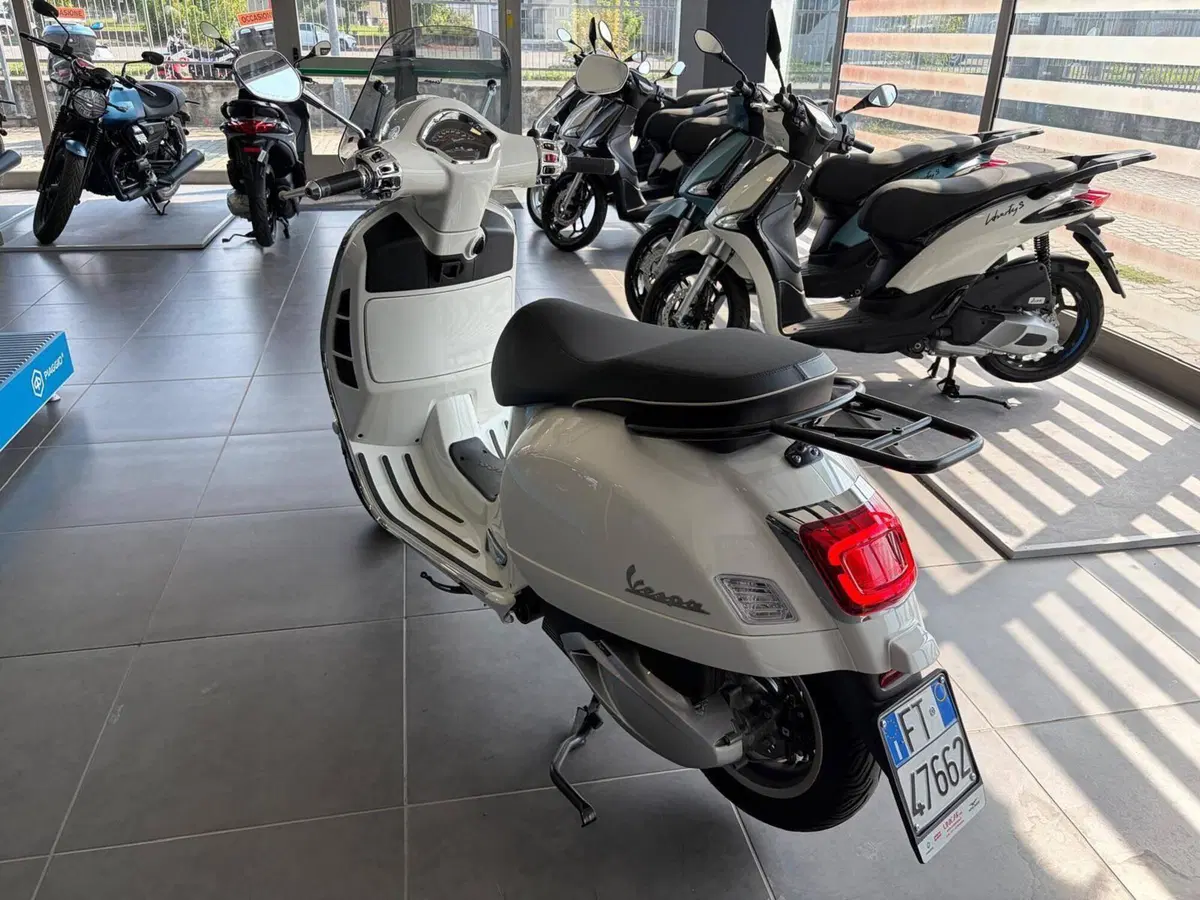 Vespa GTS 310 Super (2025 - 26) (7)