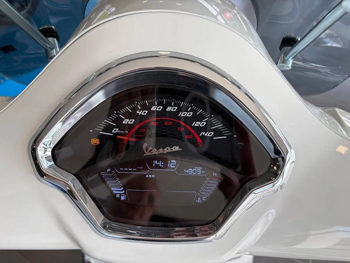 Vespa GTS 310 Super (2025 - 26) (9)