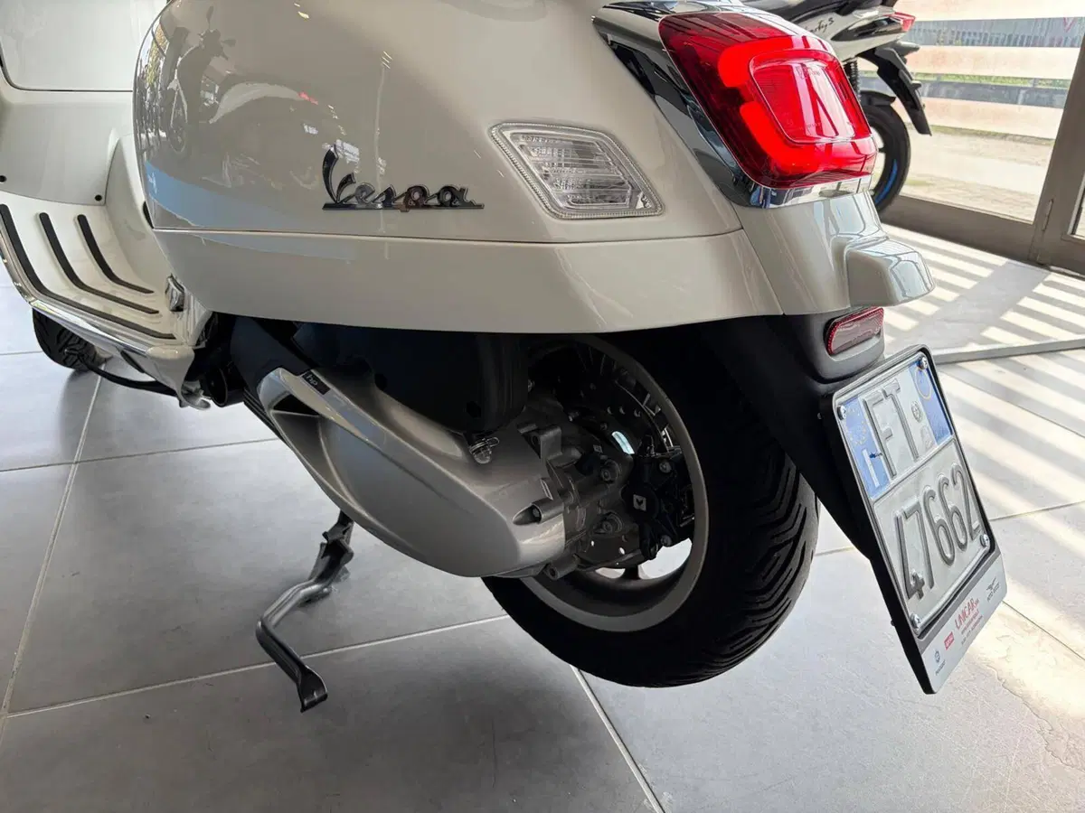 Vespa GTS 310 Super (2025 - 26) (14)
