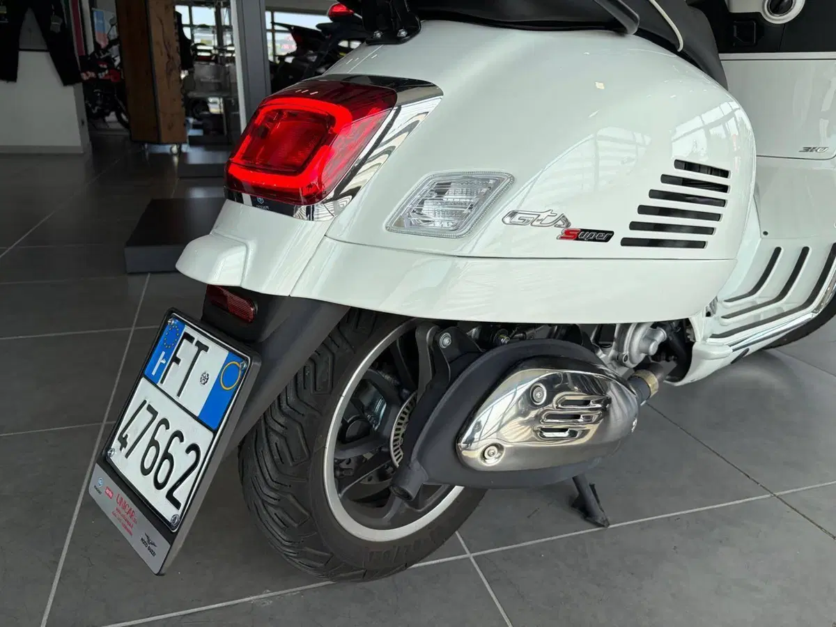 Vespa GTS 310 Super (2025 - 26) (15)