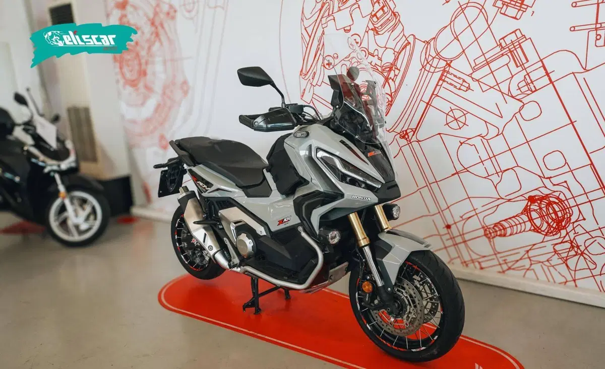 Honda X-ADV 750 DCT (2021 - 24) (2)