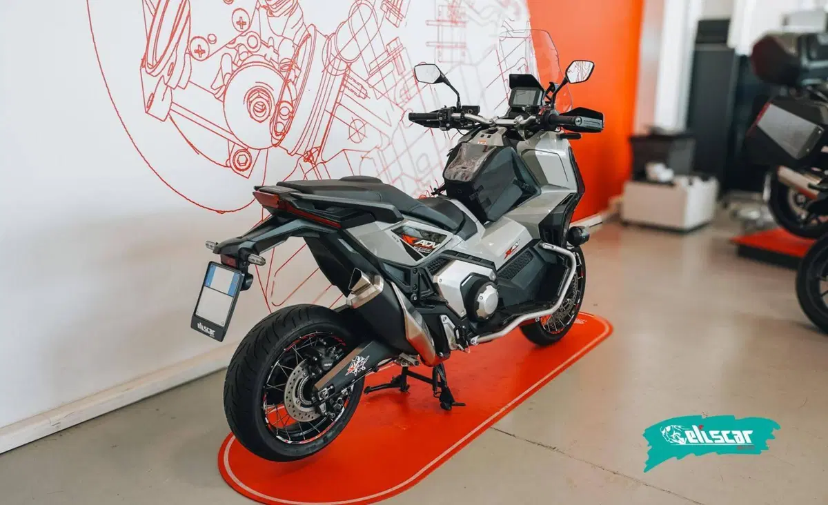 Honda X-ADV 750 DCT (2021 - 24) (4)