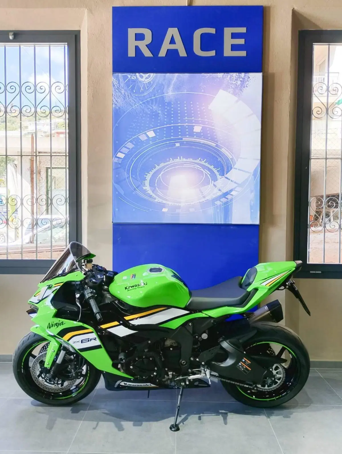 Kawasaki Ninja 636 ZX-6R (2024 - 26) (2)