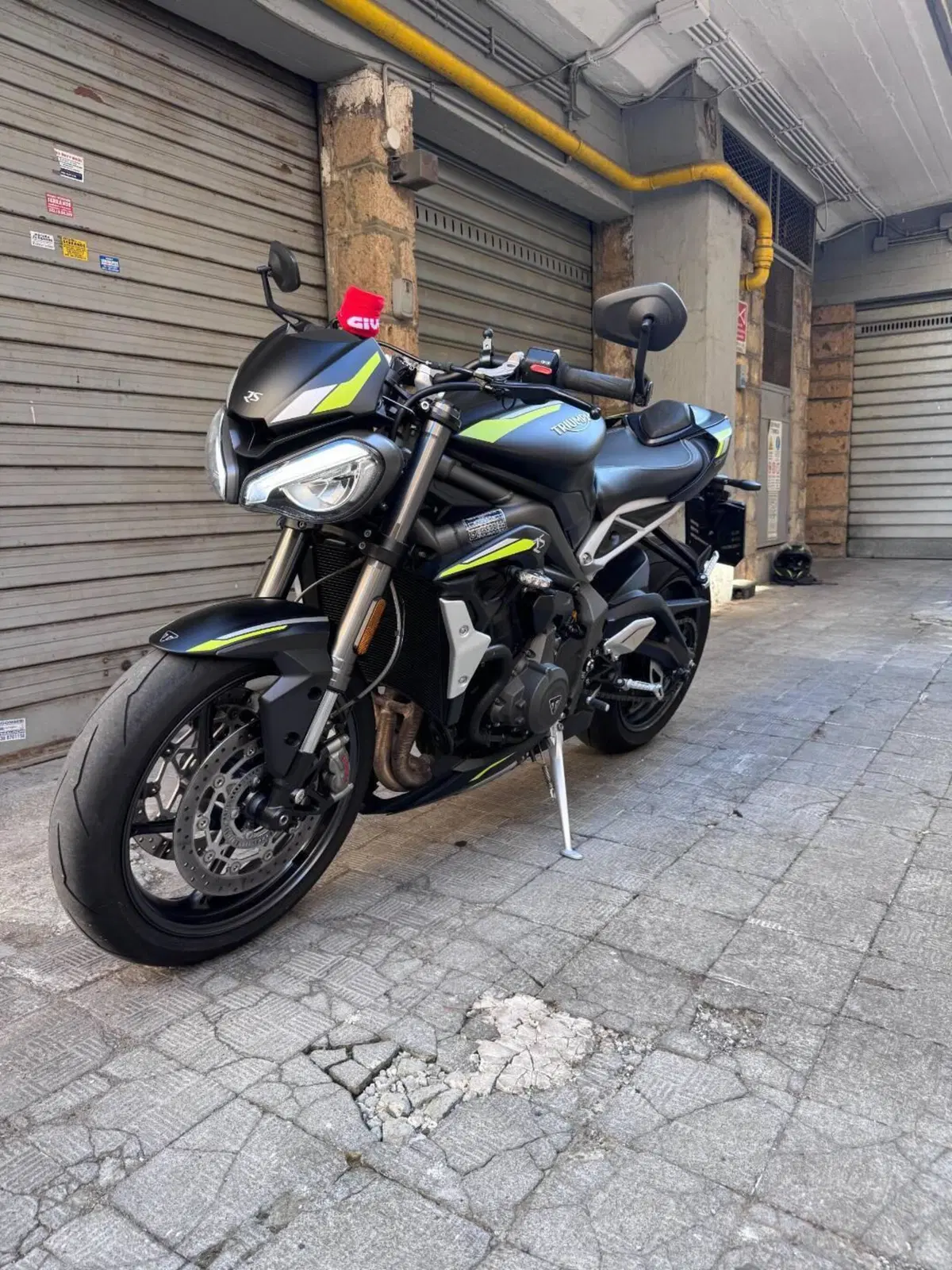 Triumph Street Triple RS (2020 - 22) (13)