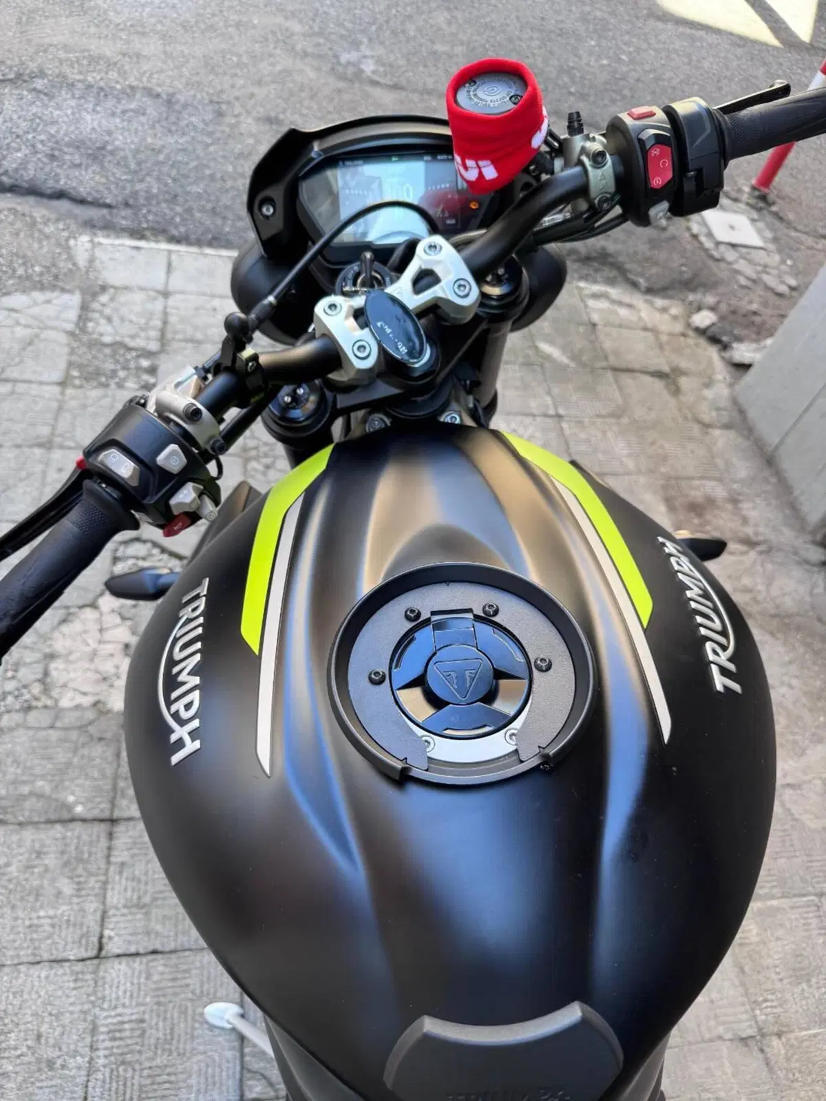 Triumph Street Triple RS (2020 - 22) (10)
