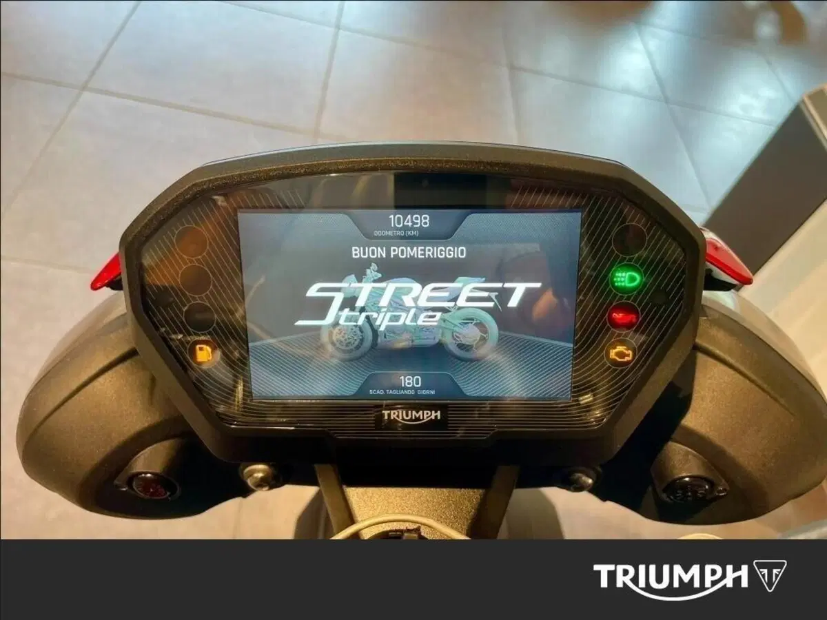 Triumph Street Triple 765 RS (2023 - 26) (8)