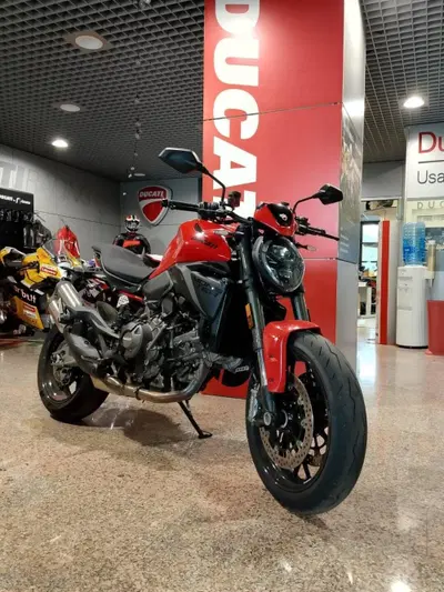 Ducati Monster 937 + (2021 - 25) usata
