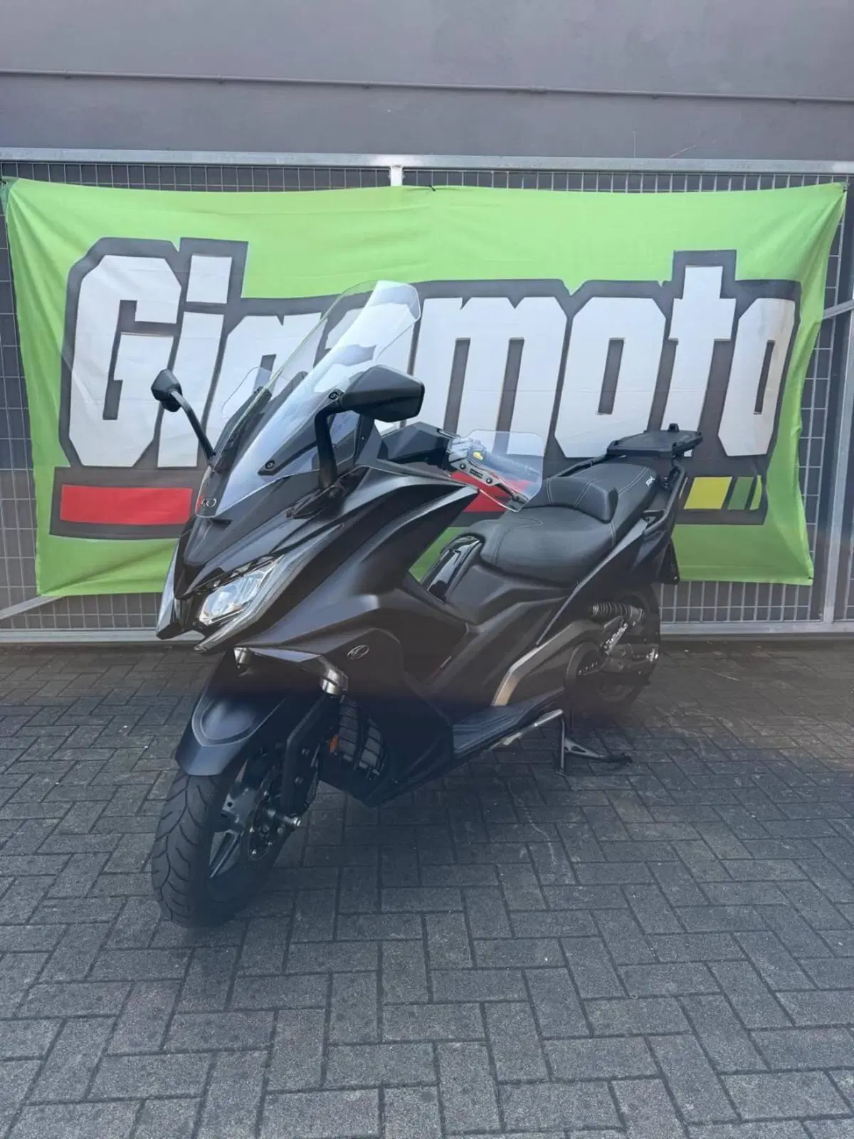 Kymco AK 550 ETS (2021 - 26) (3)