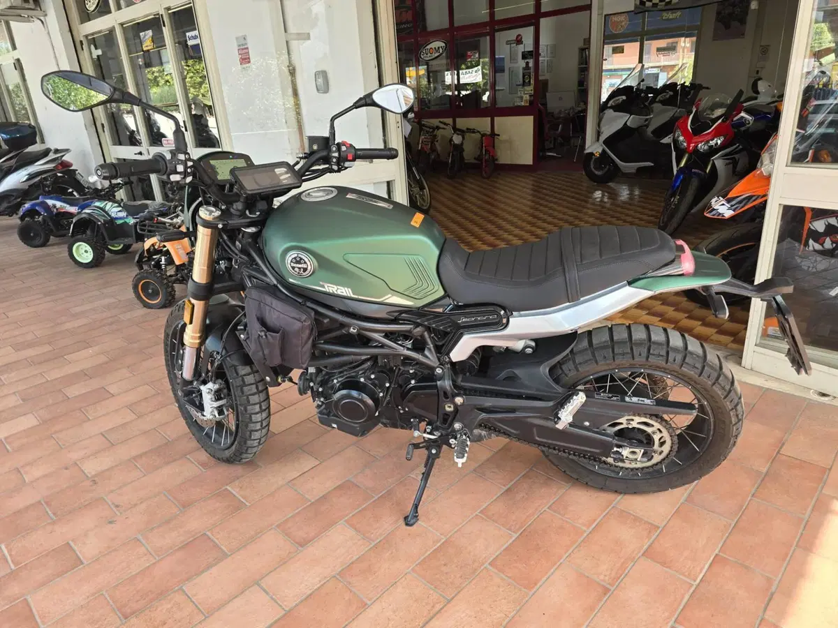 Benelli Leoncino 800 Trail (2022 - 26) (4)