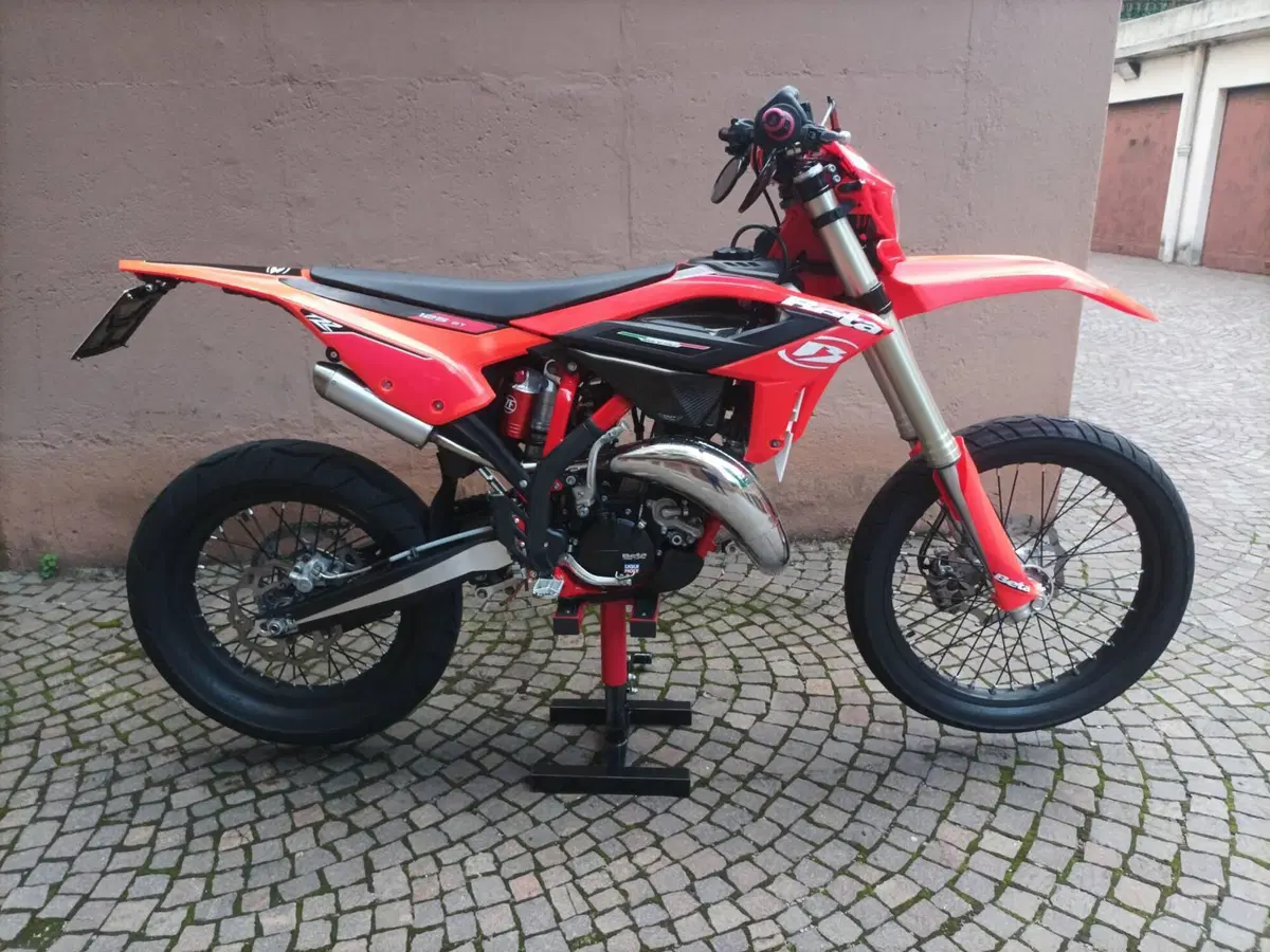 Betamotor RR 125 2T Enduro (2023) (2)