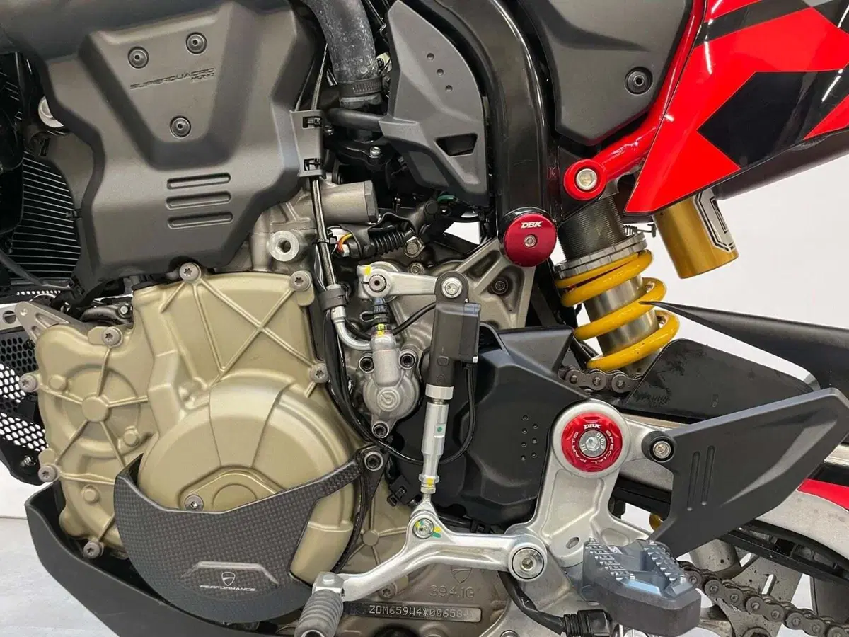 Ducati Hypermotard 698 Mono RVE (2024 - 26) (12)