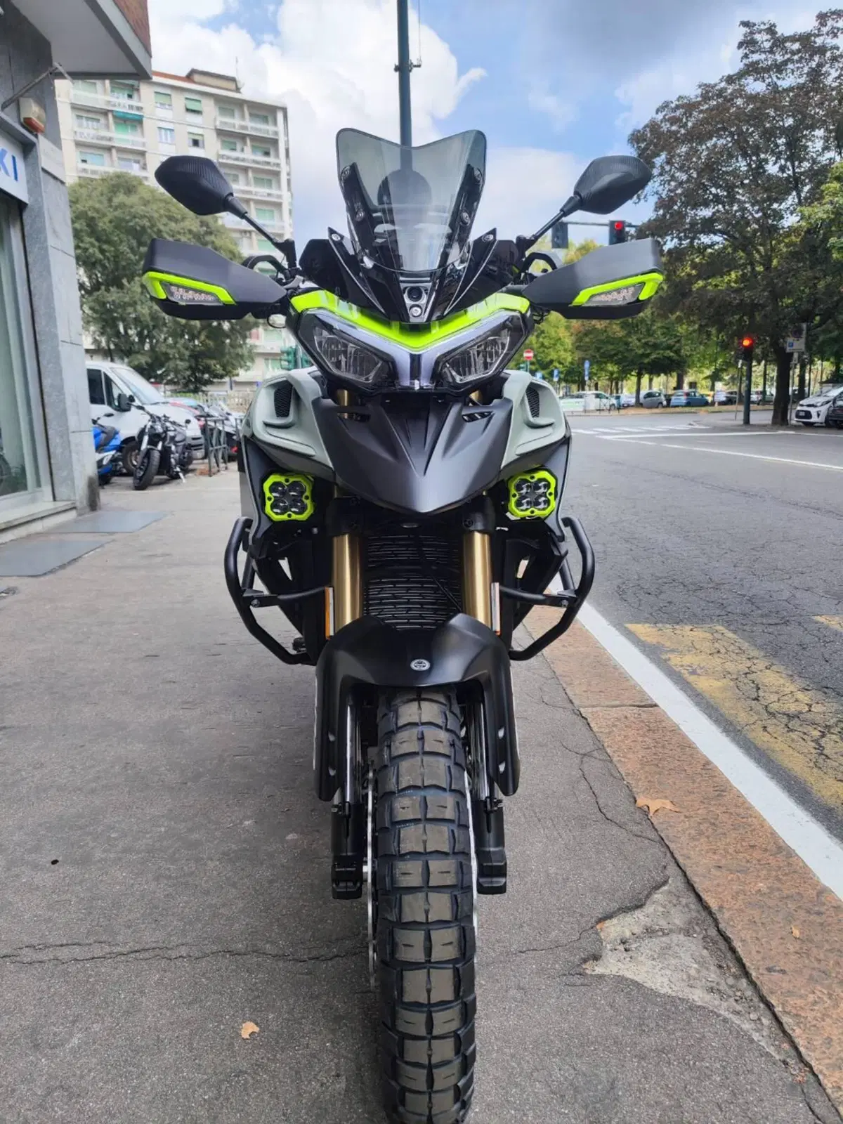 Benelli TRK 902 Xplorer (2026) (7)