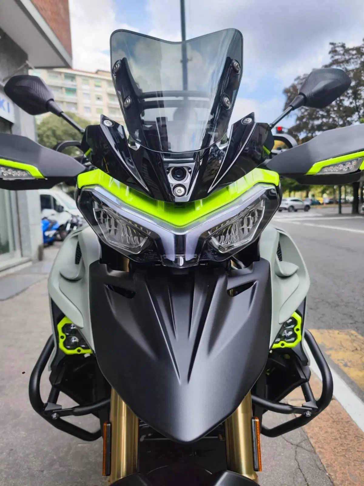 Benelli TRK 902 Xplorer (2026) (8)