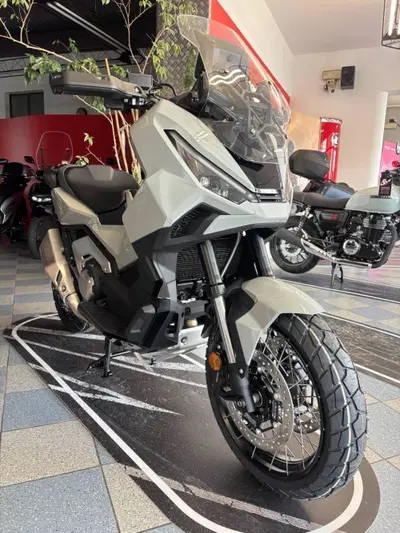 Honda X-ADV 750 (2025 - 27) nuova