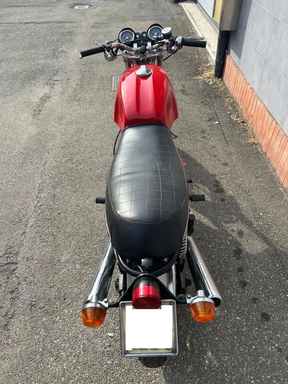 Ducati 750 GT (8)