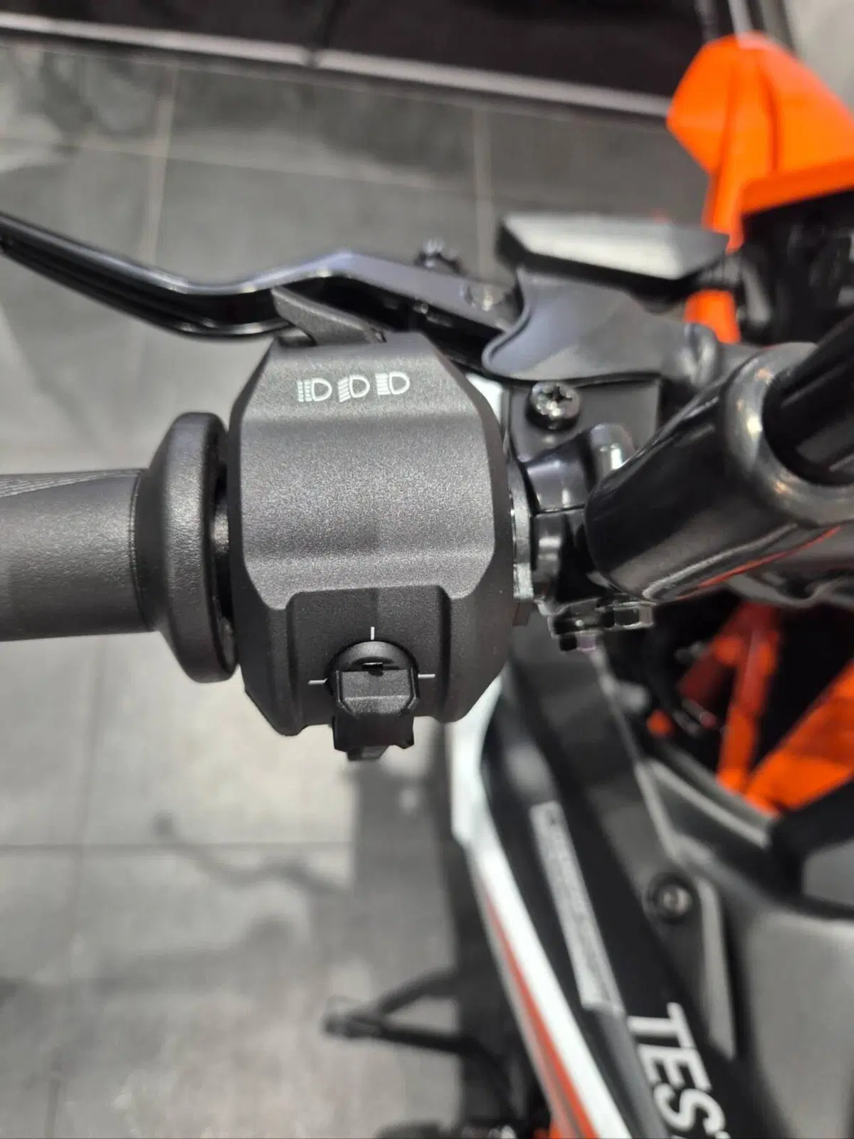KTM 390 SMC R (2025 - 26) (15)