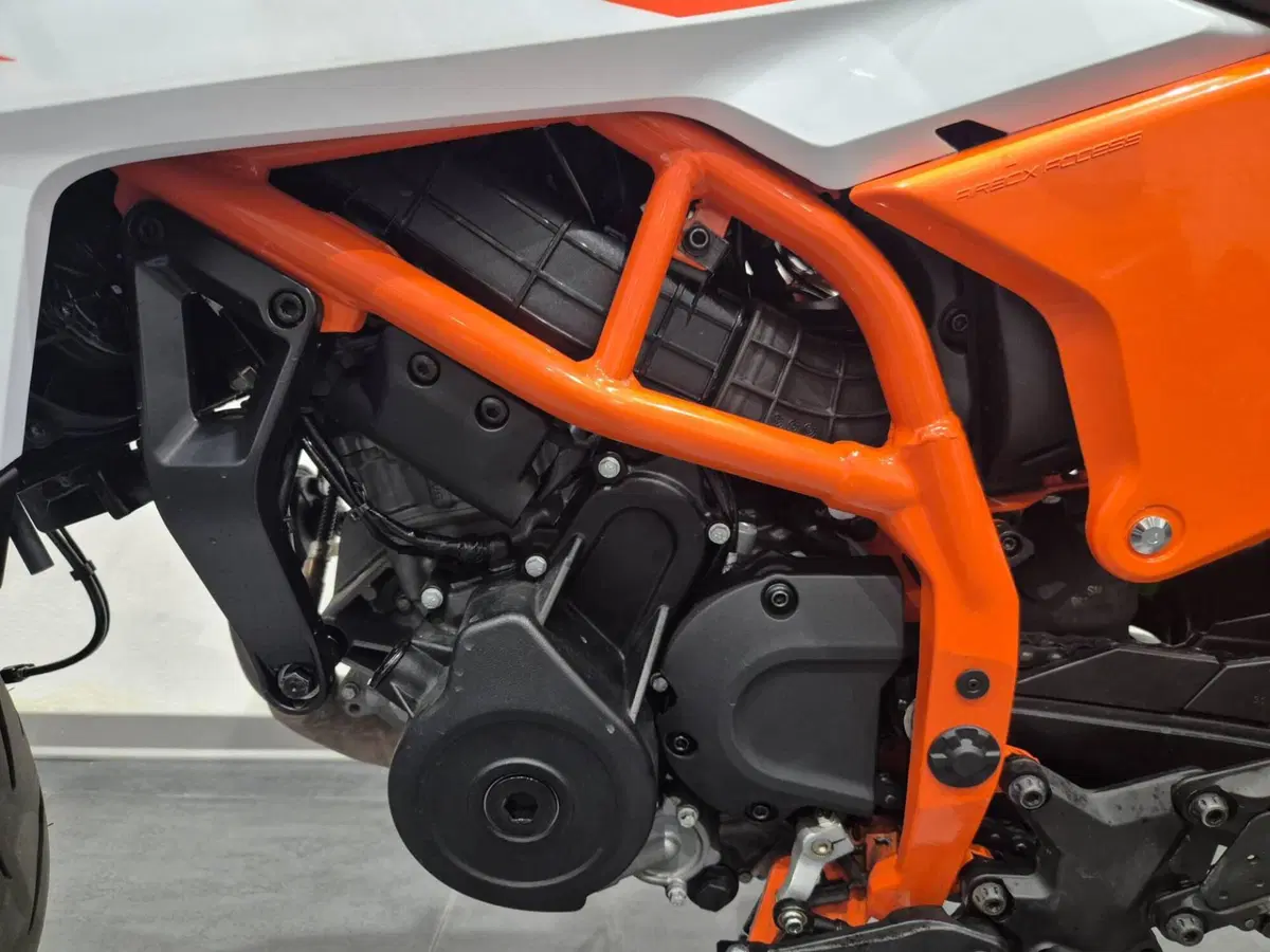 KTM 390 SMC R (2025 - 26) (11)
