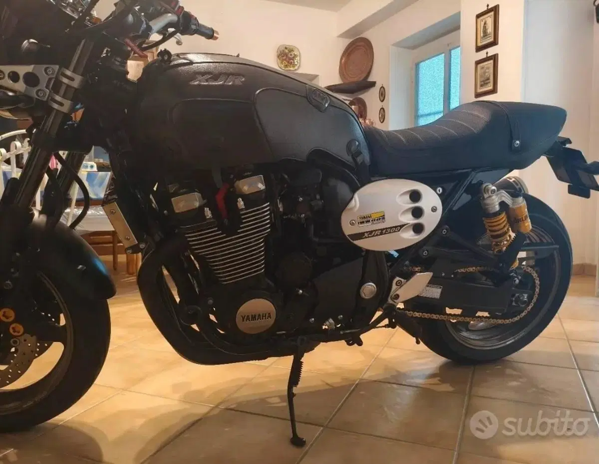 Yamaha XJR 1300 60th Anniversary (2015 - 16) (3)