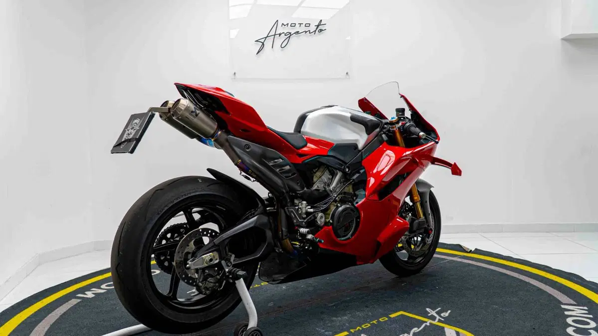 Ducati Panigale V4 R (2026) (5)