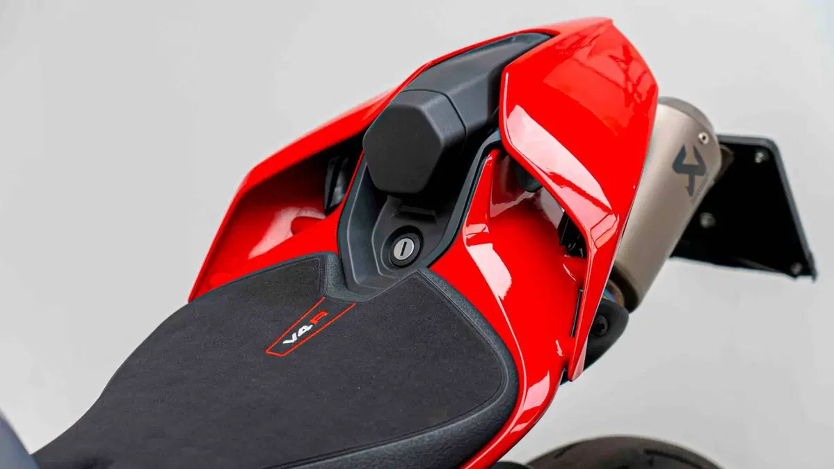 Ducati Panigale V4 R (2026) (15)