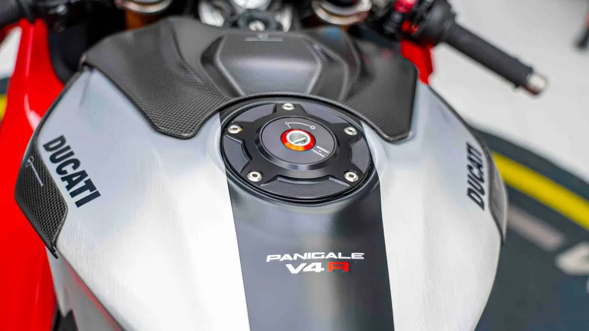 Ducati Panigale V4 R (2026) (19)