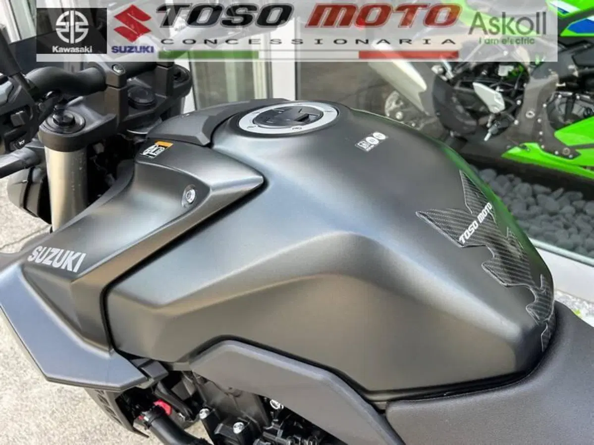 Suzuki GSX-8S (2025 - 26) (6)