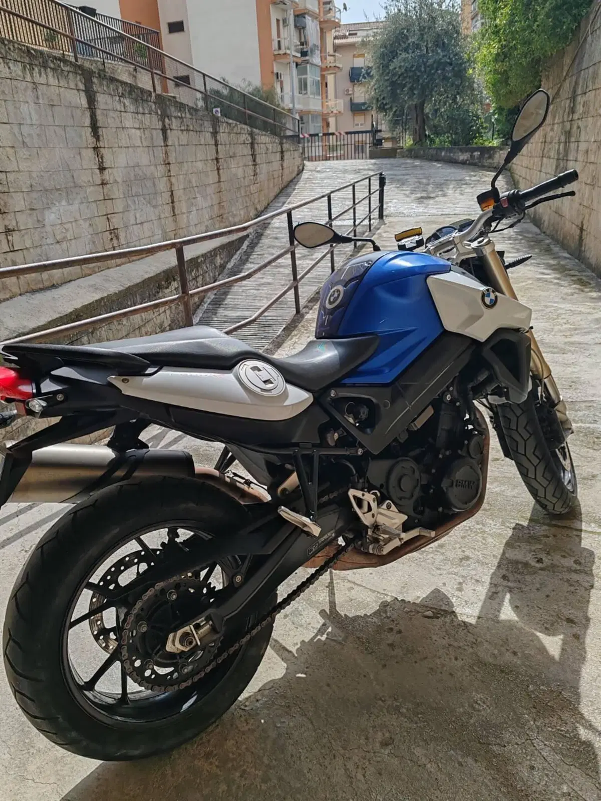 Bmw F 800 R (2015 - 16) (3)