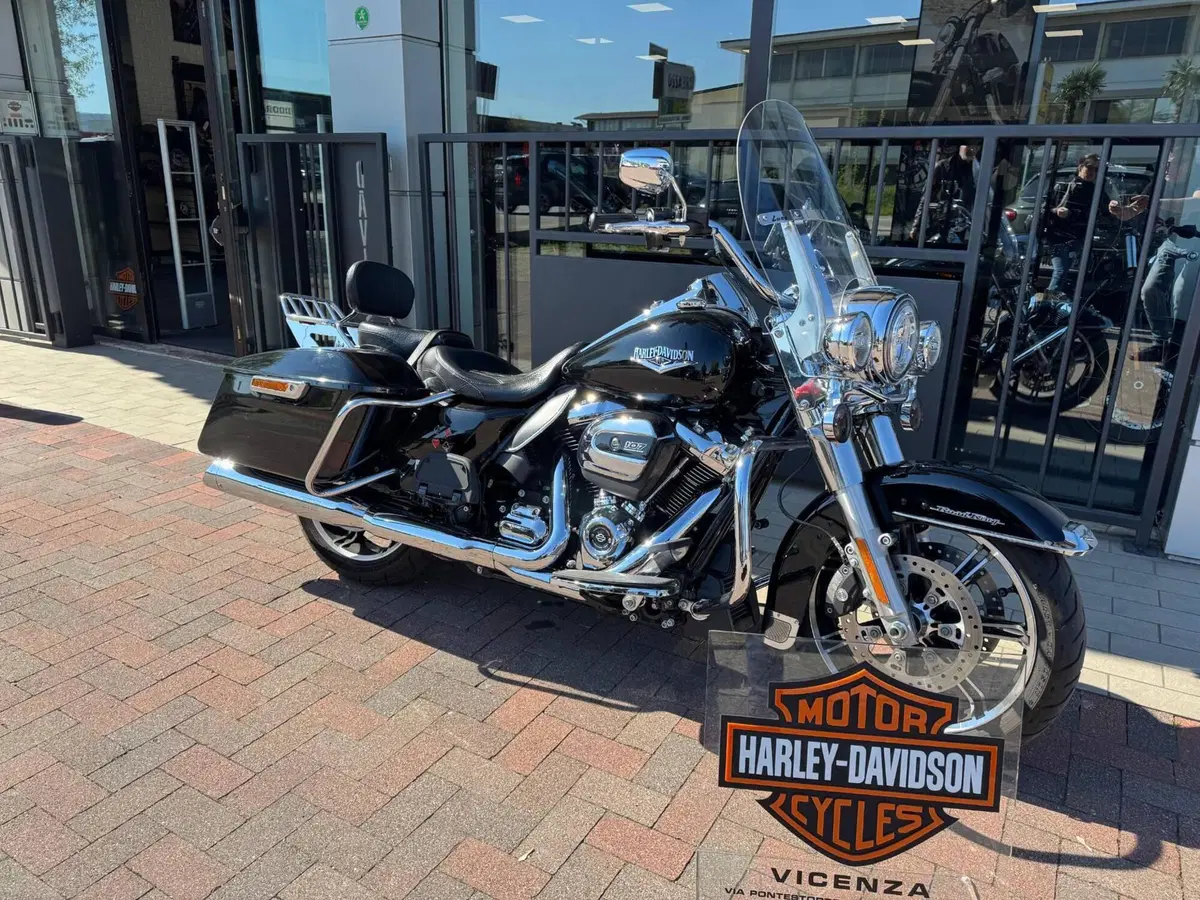 Harley-Davidson Road King Classic (2021 - 22)