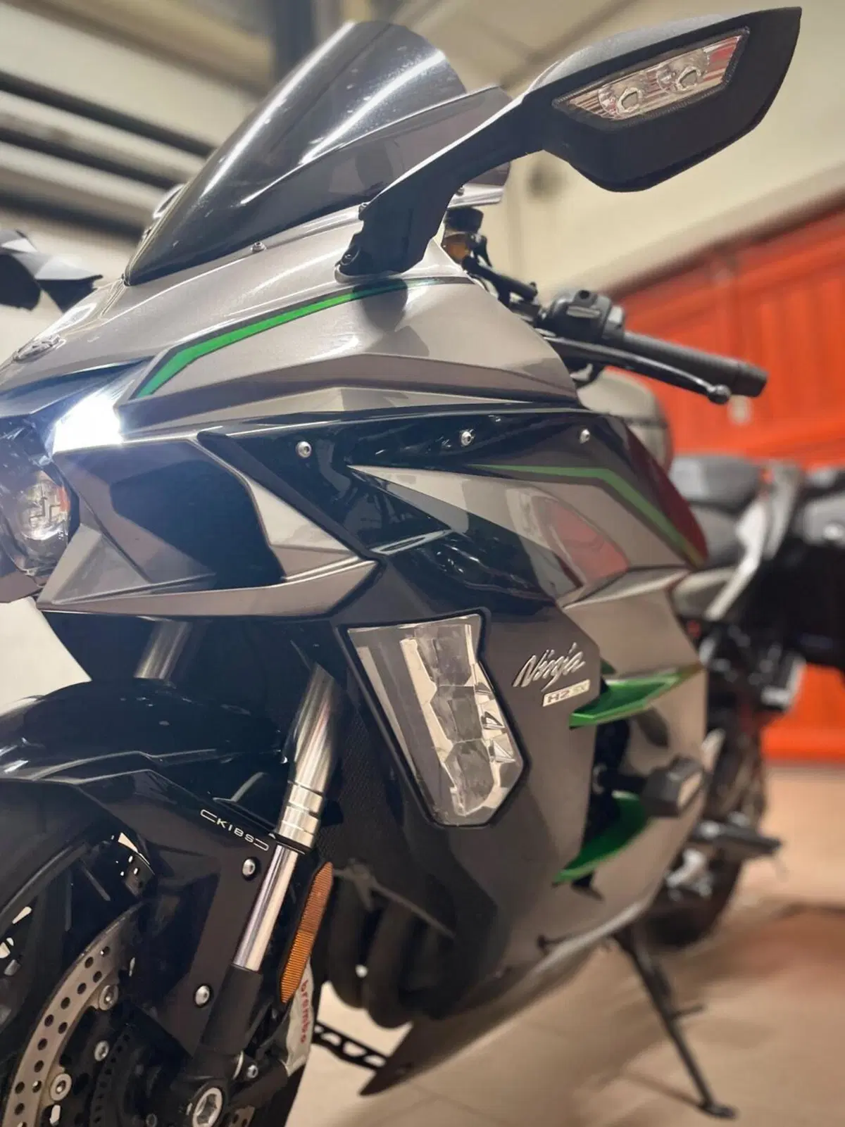 Kawasaki Ninja H2 SX SE+ (2019 - 20) (4)