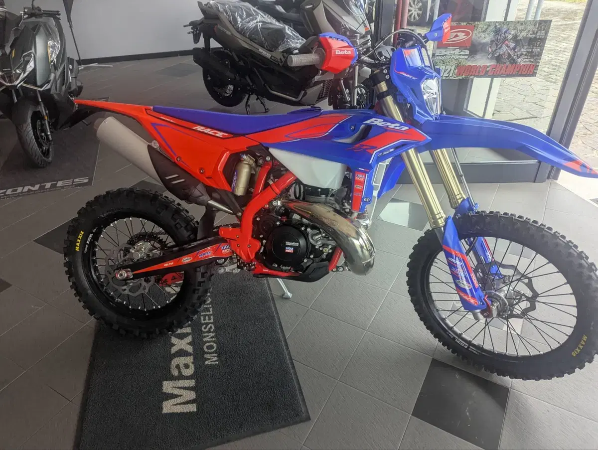 Betamotor RR 300 2T Enduro Race (2027) (4)